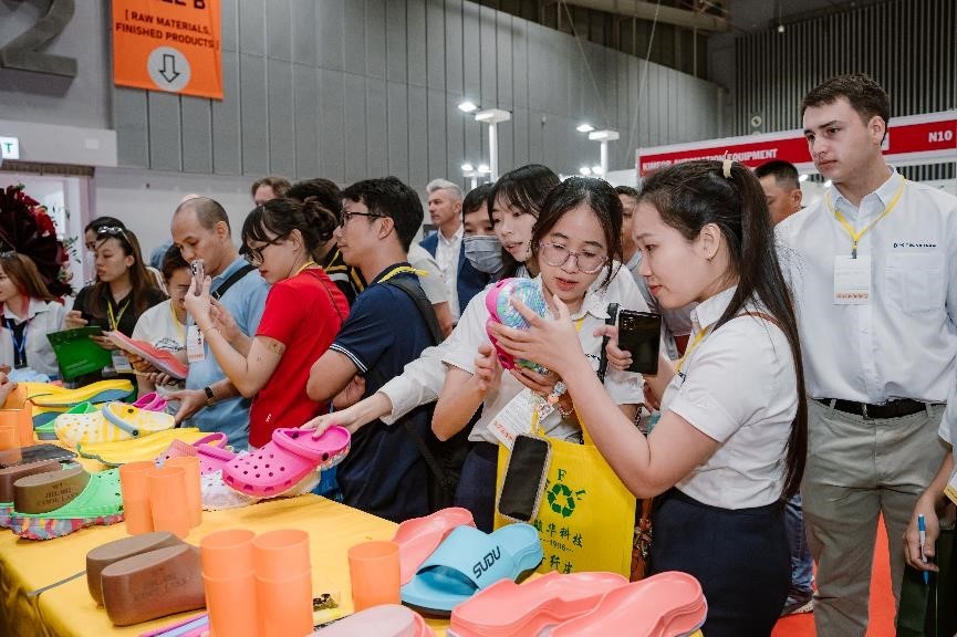 国际涂料工业展现场照片